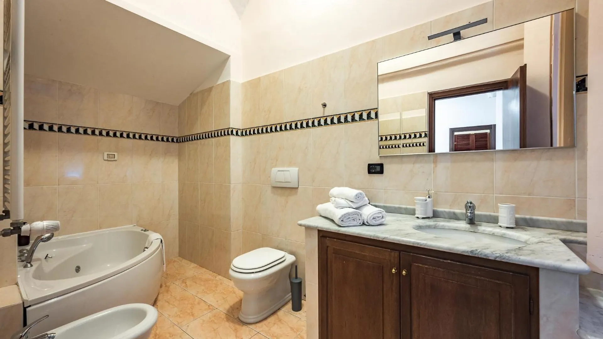 Mattoni E Cotto Antica Genova - Genovainrelax Apartment 0*, Genoa